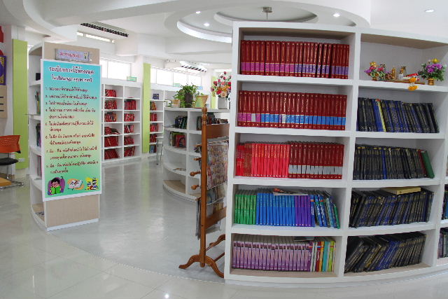 ubon-school-library05